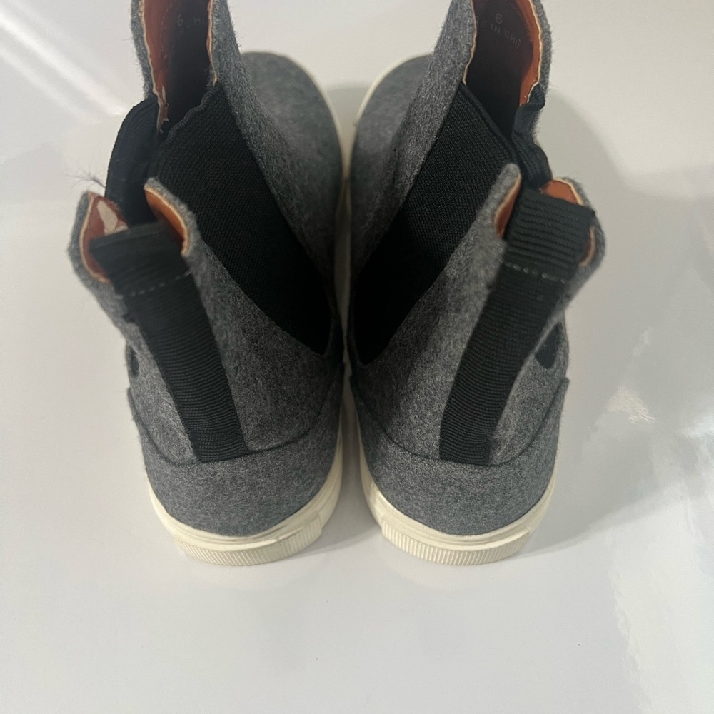 ASOS Gray Men's Chelsea Slip-On Shoes - Picture 4 of 6